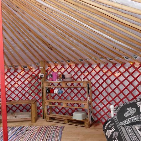 Hotel Alder Yurt Wych Elm Glamping Helston Exterior foto