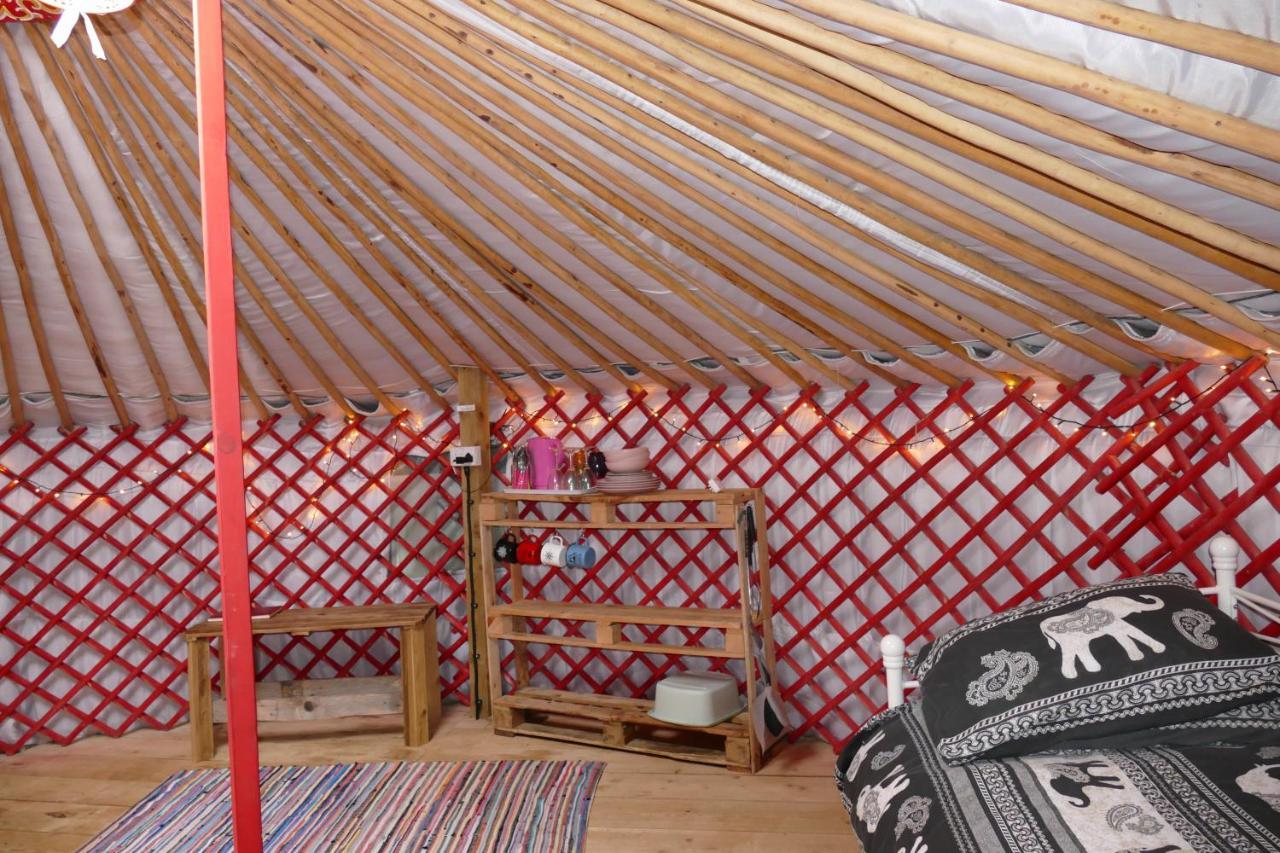 Hotel Alder Yurt Wych Elm Glamping Helston Exterior foto