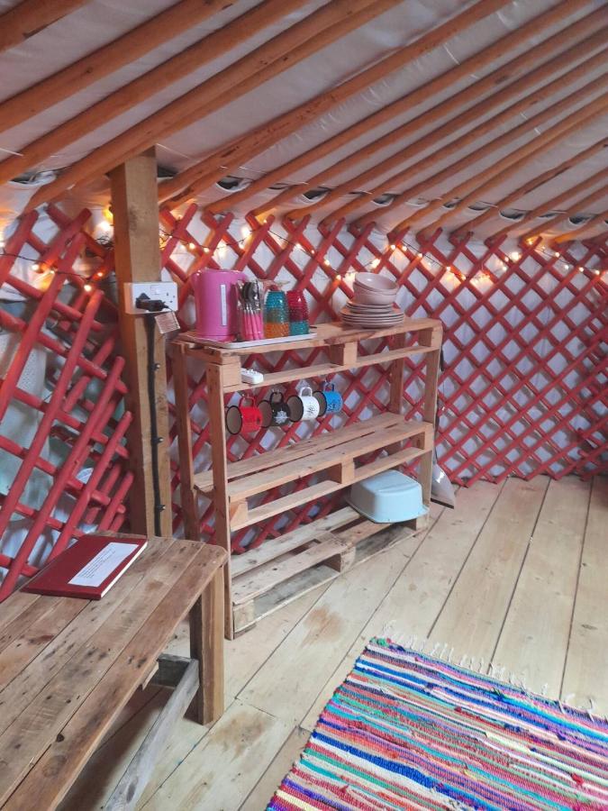 Hotel Alder Yurt Wych Elm Glamping Helston Exterior foto